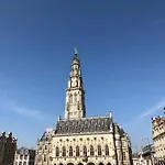 Le 31 Au Coeur Des Places *